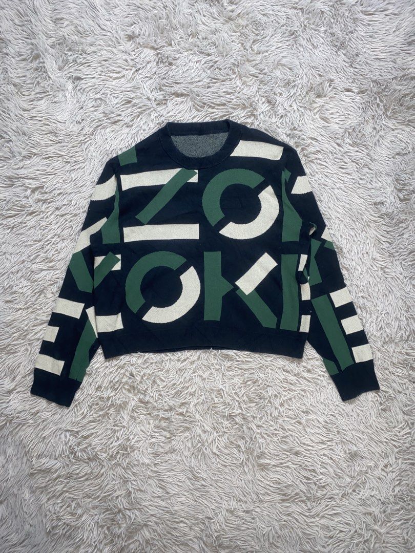 Kenzo Graphic Print Crew Neck Sweater (Category: Coats, Jackets and Outerwear) located in Sibulan. Submitted by hunt_mafia (Listing ID 1464816991, Image 1). Description: Kenzo Graphic Print Crew Neck Sweater Size M Width 21.5 Length 21 Sleeve length 22.5 Excellent condition Free vouch for safe transaction Unli video call with item Price: 2k+sf Loc: Negros Oriental.