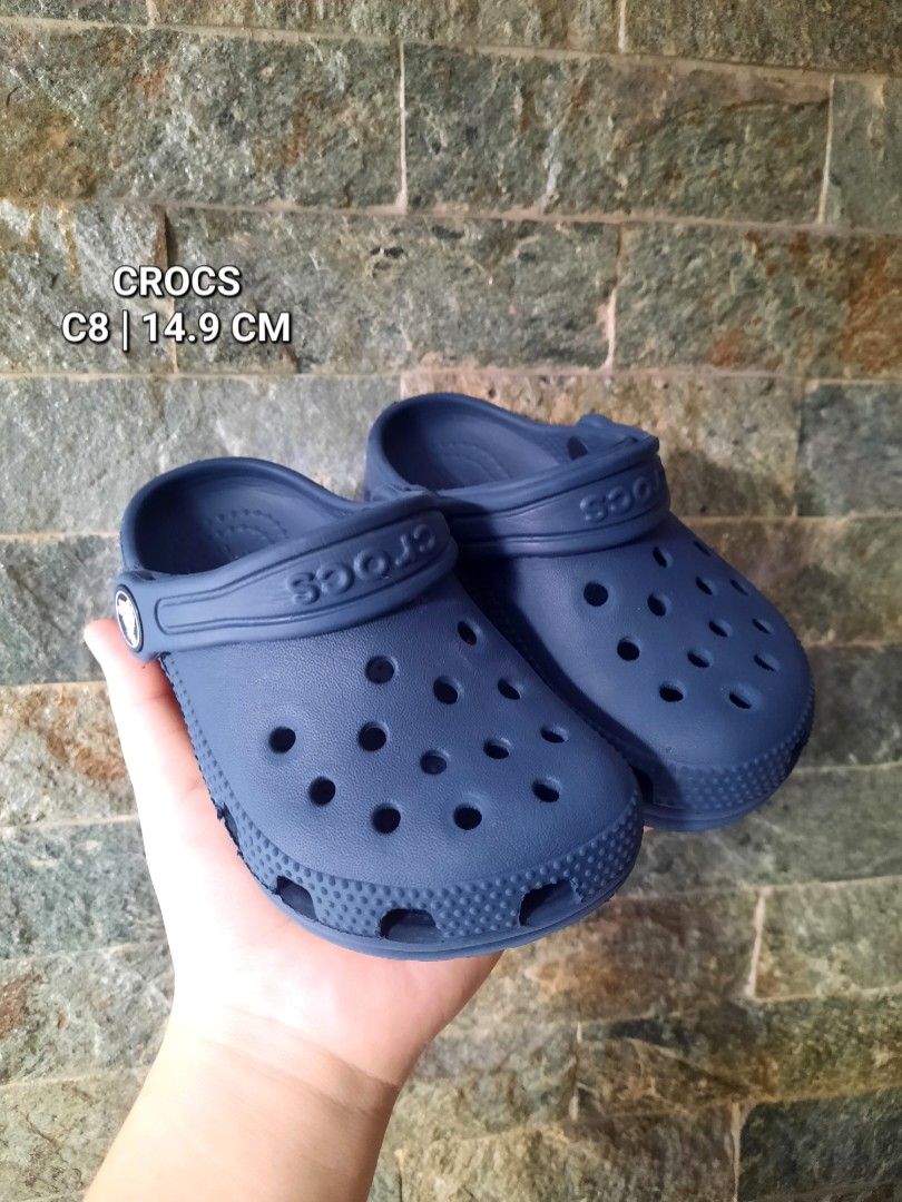 Kids' Blue Crocs Clogs (Category: Babies & Kids Fashion) located in Cavite. Submitted by YANAminicloset (Listing ID 1463849607, Image 1). Description: - Classic blue Crocs clogs for kids -size c8 / almost 3k ang bili - Easy slip-on and off design - Signature Crocs comfort for all-day wear - Ideal for everyday use, beach trips, and playtime - Made with durable material.