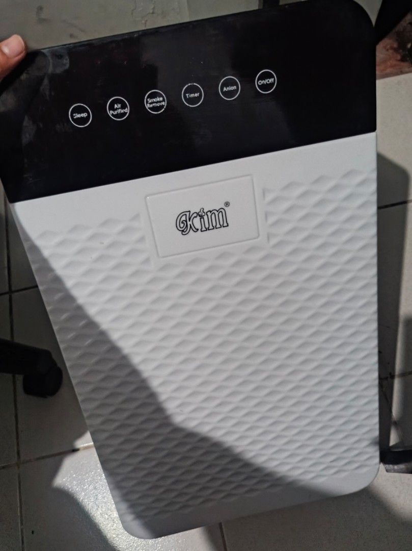 KIM AIR PURIFIER (Category: Air Purifiers & Dehumidifiers) located in Manila. Submitted by superdex29 (Listing ID 1464874405, Image 1). Description: USED BUT NOT ABUSE MOVING SALE NEEDS NEW FILTER.