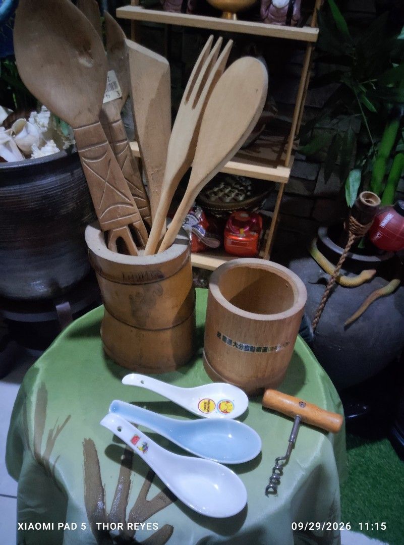 Kitchen Utensils in Bamboo Holders (Category: Other Kitchenware & Tableware) located in Valenzuela. Submitted by mighthor0526 (Listing ID 1464791432, Image 2). Description: Unused items For decluttering Payment thru Gcash or Abono by Lalamove rider Delivery by rider or shipping will be shouldered by the buyer Pm me if interested .