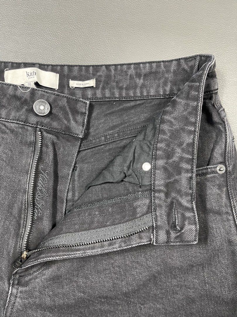 Kith Tripple Black Denim Jeans (Category: Jeans) located in Caloocan City. Submitted by dapreluv (Listing ID 1464926314, Image 3). Description: Kith Tripple Black Denim Jeans Brand: Kith (Kith Denim) Style Number / Product ID: ⁠24-030-060-0000-7-0⁠ Internal Code: ⁠DY26⁠ RN Number: ⁠RN# 140659⁠ Size: 30 Material: 99% Cotton, 1% Polyurethane (with Cowhide leather patch) Made in: China Width: 32” Front Rise: 11” Thigh: 12” Knee: 10” Inseam: 30” Leg 