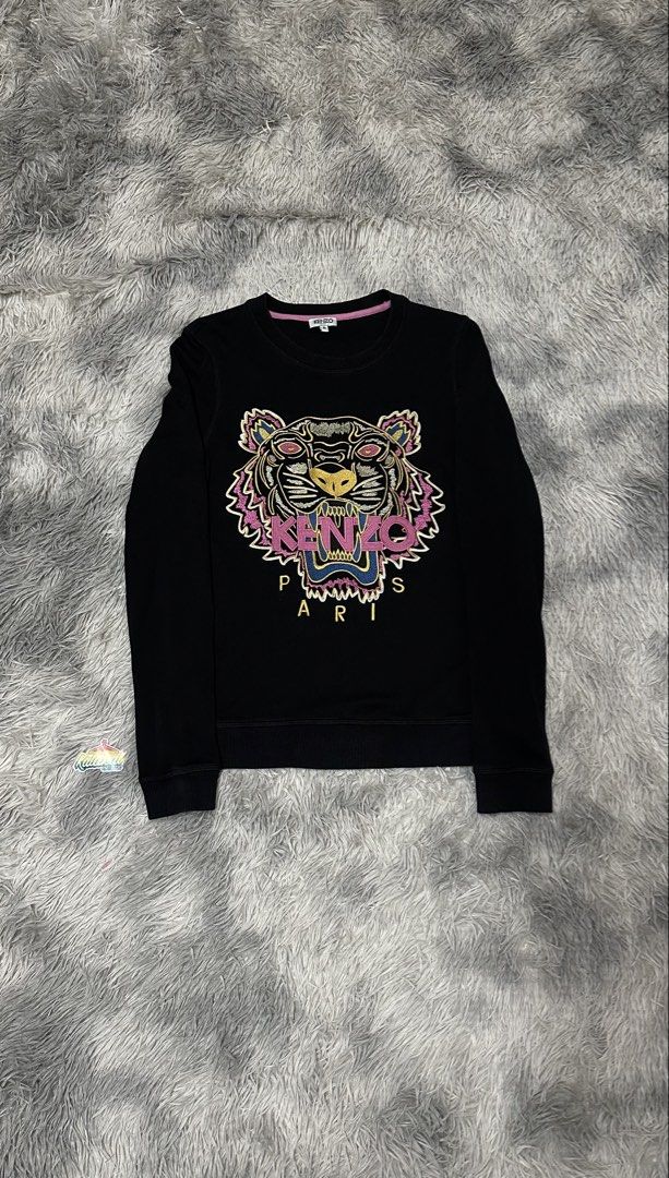 K*nzo crewneck (Category: Coats, Jackets and Outerwear) located in Manila. Submitted by paulovenegaskalakal2020 (Listing ID 1464877322, Image 1). Description: For sale! Kalakal K*nzo crewneck WOMENS Medium- 17.5 width x 24.5 length inches Sleeves- 25 inches Good as new MINE 1,380 +sf.
