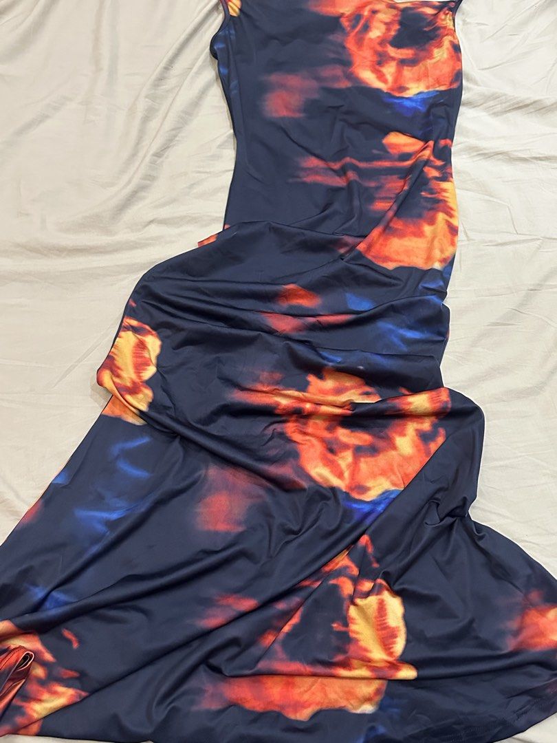 korean bodycon dress (Category: Dresses) located in Cainta. Submitted by mariacarpio_ (Listing ID 1464776537, Image 3). Description: .