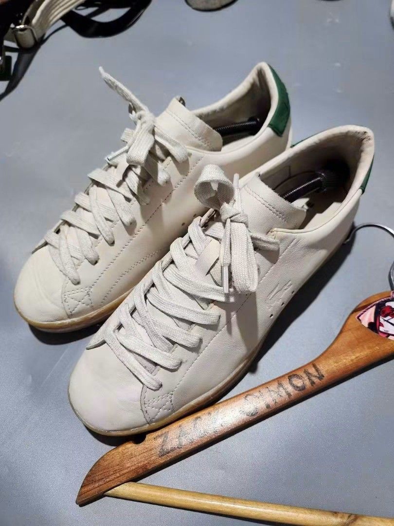 LACOSTE carnaby (Category: Sneakers) located in General Santos City (Dadiangas). Submitted by alzacksimo35414 (Listing ID 1464842815, Image 3). Description: 1,500 +sf PHOTO MAY VARY DUE TO LIGHTING 🥰 Brand: LACOSTE carnaby sneakers ✅️size 8 us / 7 uk / 40.5 euro ✅️exc. condition ✅️9.7 colorate ✅minimal sign of usage all details posted DISCLAIMER: Please note that I ZACK SIMON is not affiliated with or endorsed by any brand. Any brand names or tr