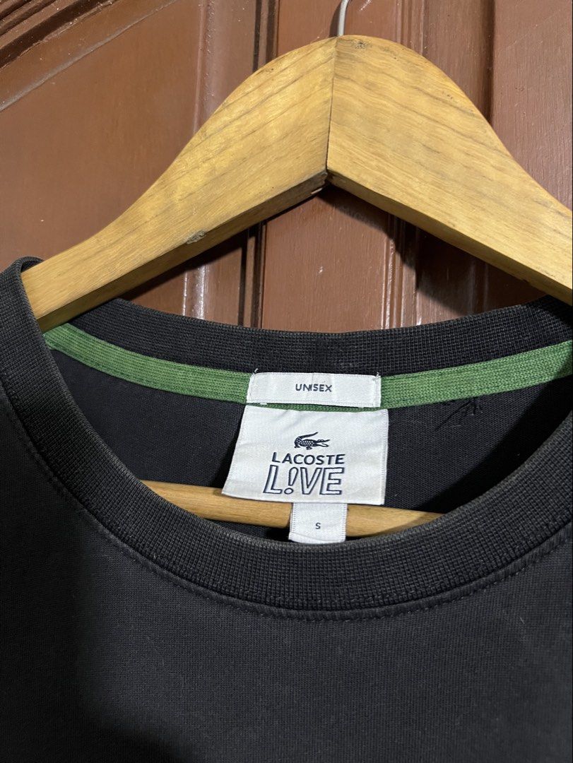 Lacoste Live Black Shirt (Category: Tshirts & Polo Shirts ) located in Manila. Submitted by thriftpoint99 (Listing ID 1464888744, Image 2). Description: 21x27.5 Issue need wash 8/10 color rate.