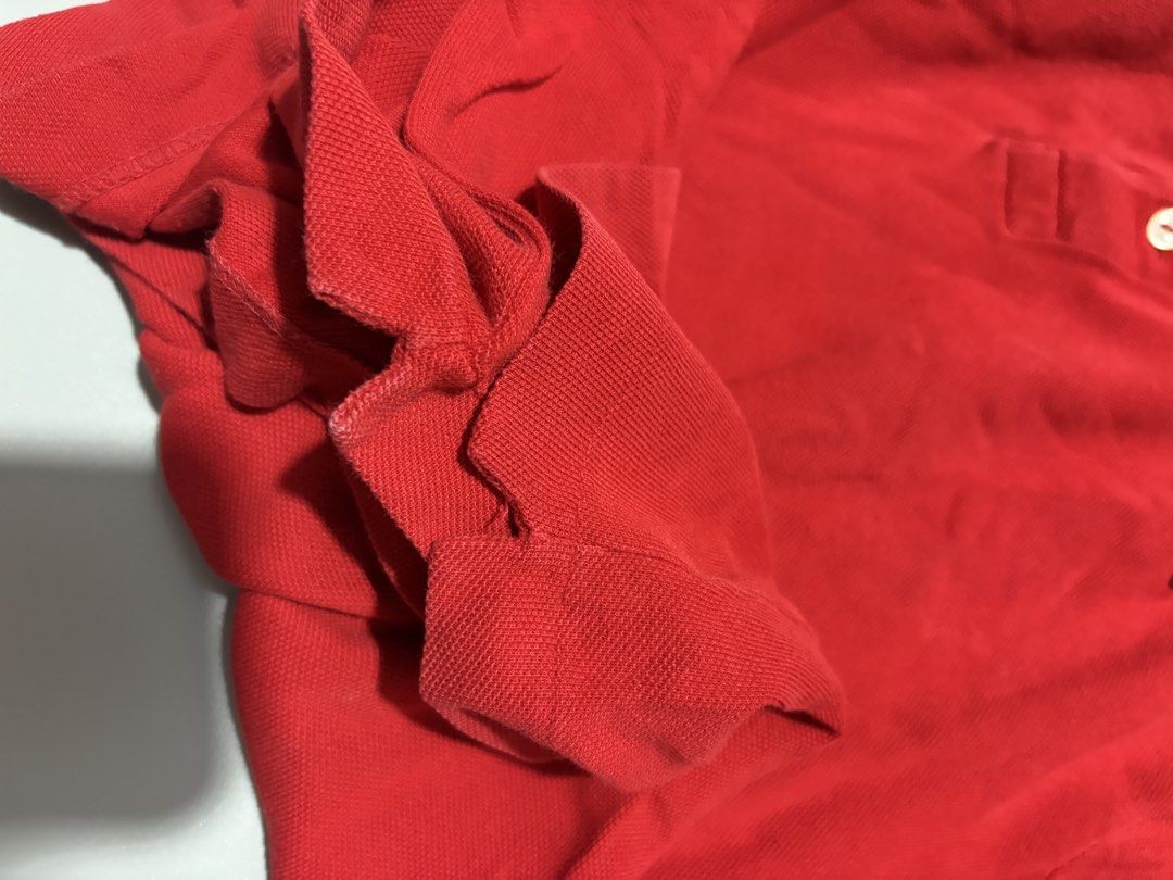 Lacoste Poloshirt (Category: Tshirts & Polo Shirts ) located in Tacloban City. Submitted by katimmyroy (Listing ID 1464921788, Image 3). Description: Dimensions: 22x27 Size 5 on tag Excellent Condition No issue.