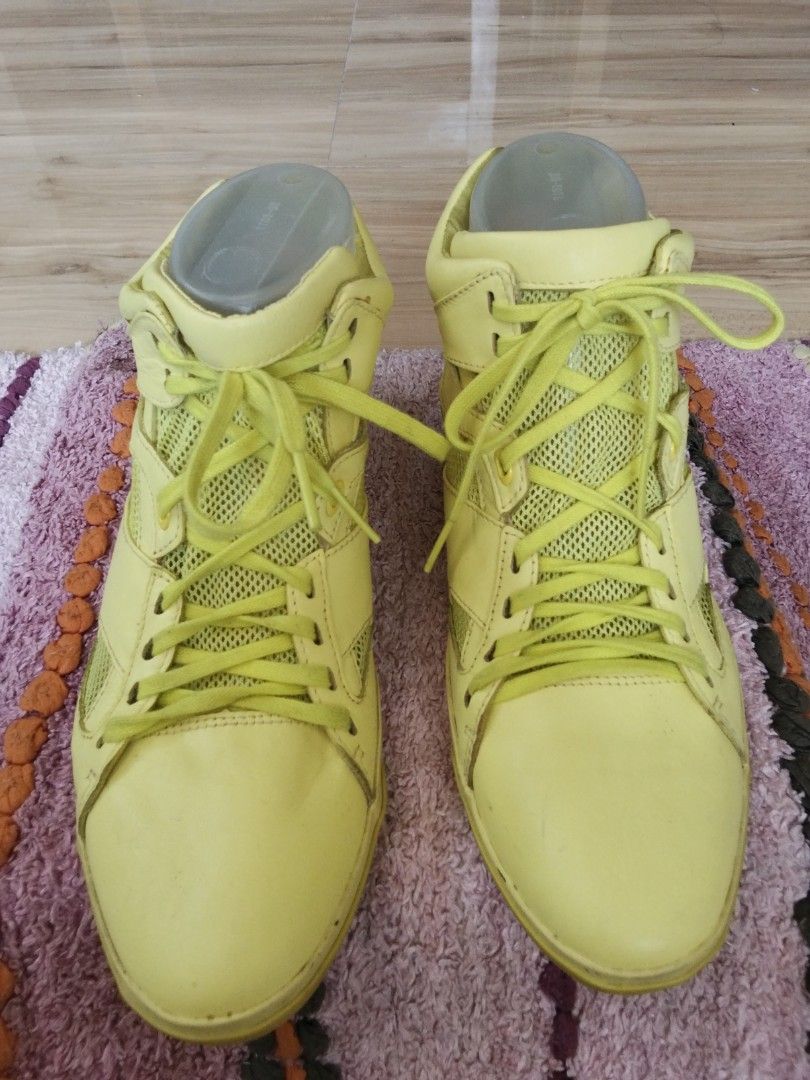 Lacoste Zumba Athletic shoes (Category: Sneakers) located in Calasiao. Submitted by alluringvenus.thriftshop (Listing ID 1464780769, Image 1). Description: very good condition from USA balik bayan box size 7.