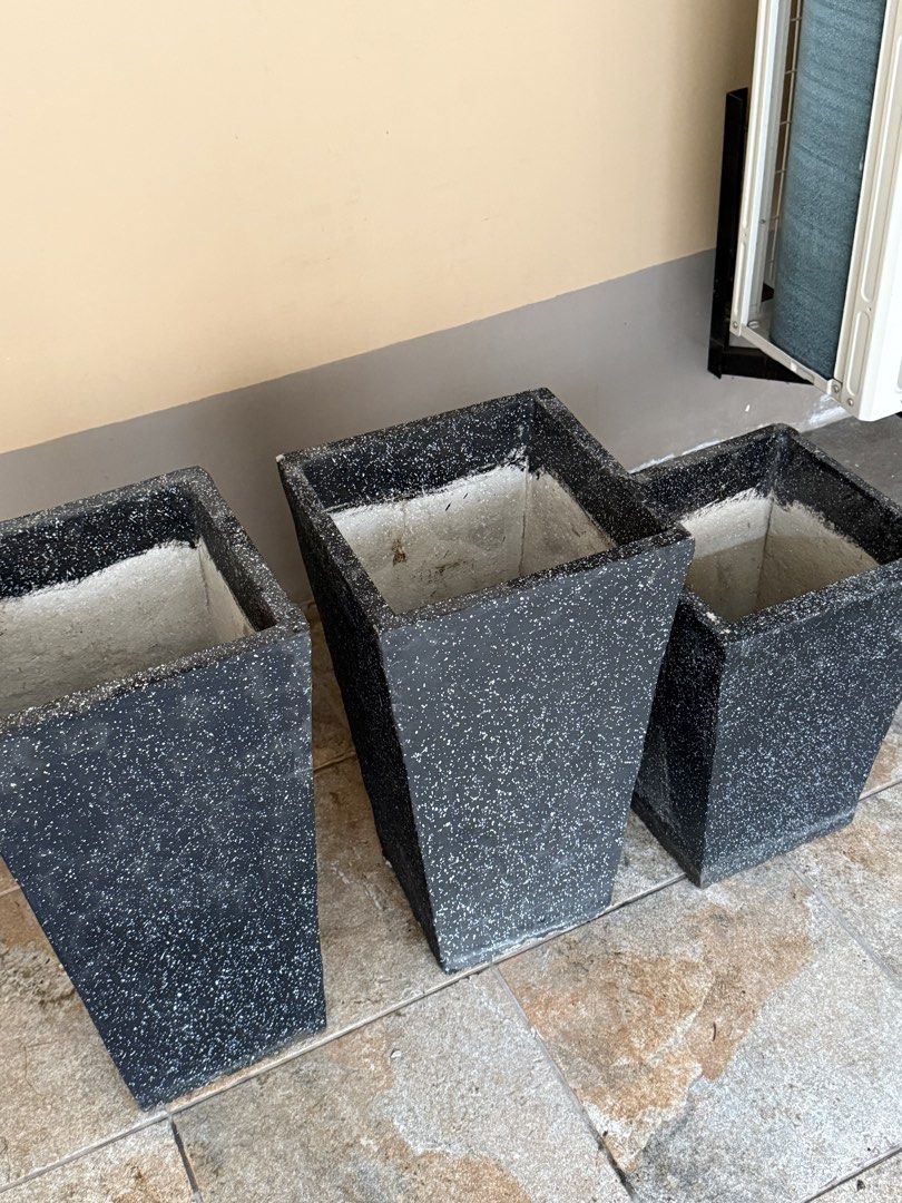 Large Concrete Planter Set (Category: Pots & Planters) located in Marikina City. Submitted by cluttermatters (Listing ID 1464951116, Image 2). Description: .