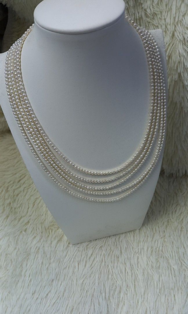 Layers pearl necklace (Category: Necklaces) located in Malabon City. Submitted by aishahgirlshop (Listing ID 1464818717, Image 2). Description: 💯 %Authentic Fresh water pearl 5/6mm total of 7strand used 5layers necklace elegant with Authenticity card and velvet box Gcash payment only best deal 9500 happy shopping @Aishahgirlshop.