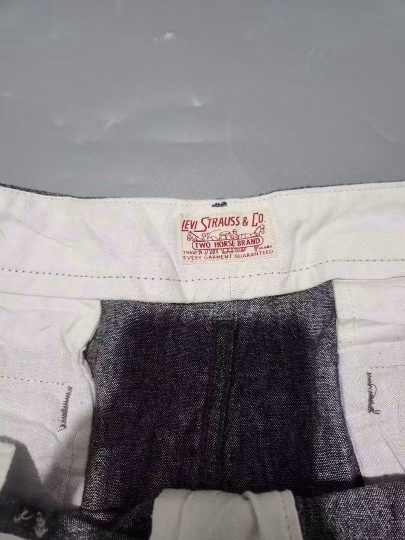 levi's (Category: Activewear) located in General Santos City (Dadiangas). Submitted by alzacksimo35414 (Listing ID 1464863320, Image 3). Description: 6502 +sf PHOTO MAY VARY DUE TO LIGHTING 🥰 Brand: LEVI'S ✅️actual dimention 36 × 20.5 ✅️as new condition ✅️9.9 colorate ✅no issue DISCLAIMER: Please note that I ZACK SIMON is not affiliated with or endorsed by any brand. Any brand names or trademarks mentioned are the properties of their respective 