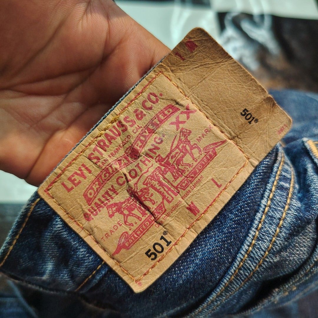 LEVIS 501 (Category: Jeans) located in Leyte. Submitted by thrift_by_nblza (Listing ID 1464878822, Image 2). Description: LEVIS 501 Size: W27 x L31 Dimension: Waistlime 27, Leg Open 7in, Length 38in, Thigh 10in No issue, As new condition P1,299 Shipped Only! 🛒 Loc: Ormoc Leyte Courier: JNT Mop: Gcash/GoTyme bank.