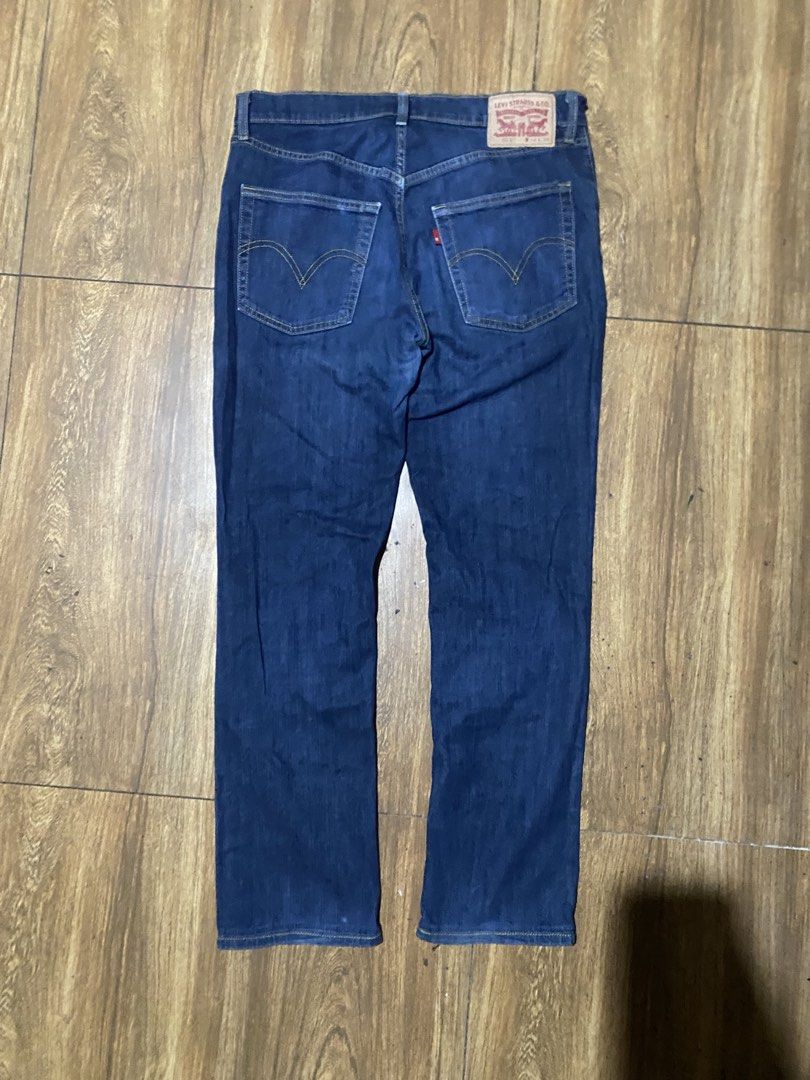 Levi’s 511 (Category: Jeans) located in Davao. Submitted by regaladogo84 (Listing ID 1464900589, Image 1). Description: Width 32 Length 40 Flawless Authentic/Legit Good as new.