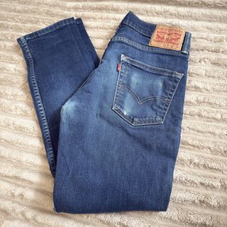 (Category: ) located in . Submitted by lovedbelongings (Listing ID 1464798524, Image 1). Description: .