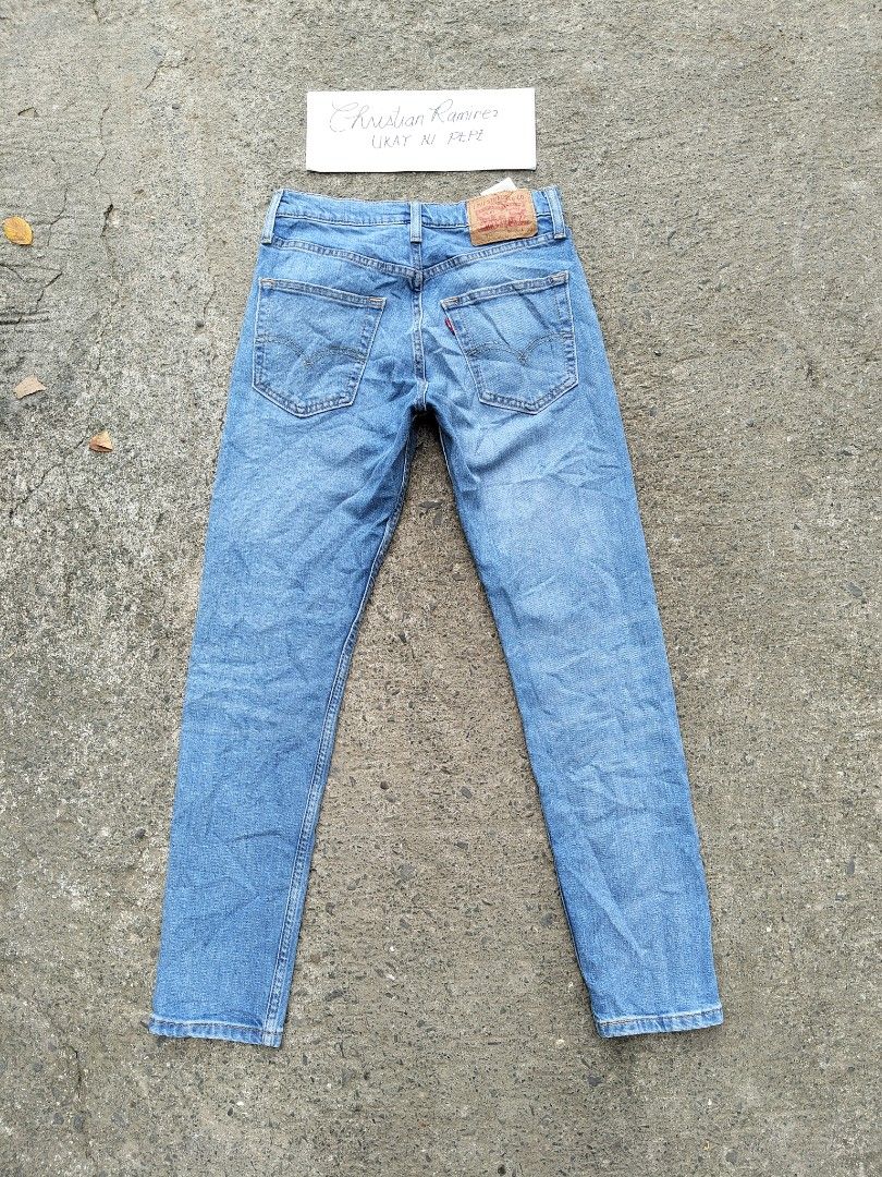 Levi's 512 (Category: Jeans) located in Bocaue. Submitted by ukaynipepe (Listing ID 1464968087, Image 3). Description: Levi's 512 28*30 on tag Waist 28-30 Length 37.5 Leg opening 5.5 No flaws.