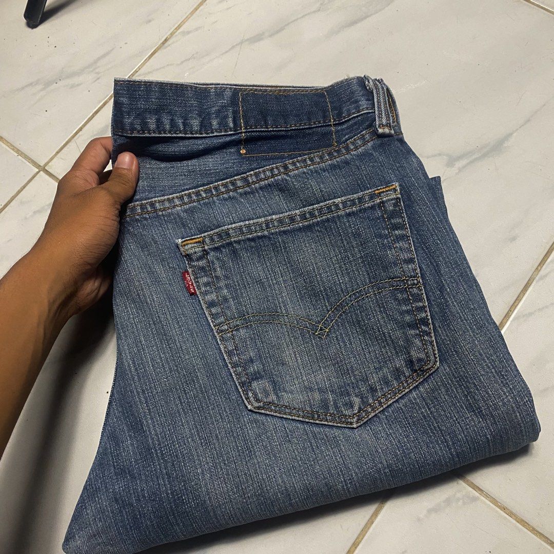 Levi's 559 Jeans Pants (Category: Jeans) located in Camiling. Submitted by camthrift_2024 (Listing ID 1464881373, Image 1). Description: LEVIS 559 RELAXED STRAIGHT FIT JEANS (MADE IN MEXICO) WAIST:36 THIGH: 11 LENGHT: 41 LEG OPENING/HEM: 9 COLOR RATE: 9/10 ISSUE:removed patch,minimal heeldrag ₱350 SHIP NOW OPEN FOR TERMS UNLI VOUCH GCASH JNT CAMILING, TARLAC📌 - Brand: Levi's - Color/Wash: Classic blue denim with a broken-in medium fade - Fit: St