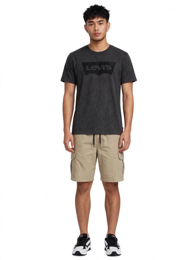 LEVI’S Batwing Tee (Category: Tshirts & Polo Shirts ) located in San Fernando. Submitted by ramjames18 (Listing ID 1464896829, Image 1). Description: •LEVI’S Batwing Tee 🔥 -Excellent Condition -9.+/10 Color Rate -Charcoal Black Colorway -Large(22.5x29.5) Pm sa interested! 📥📥.