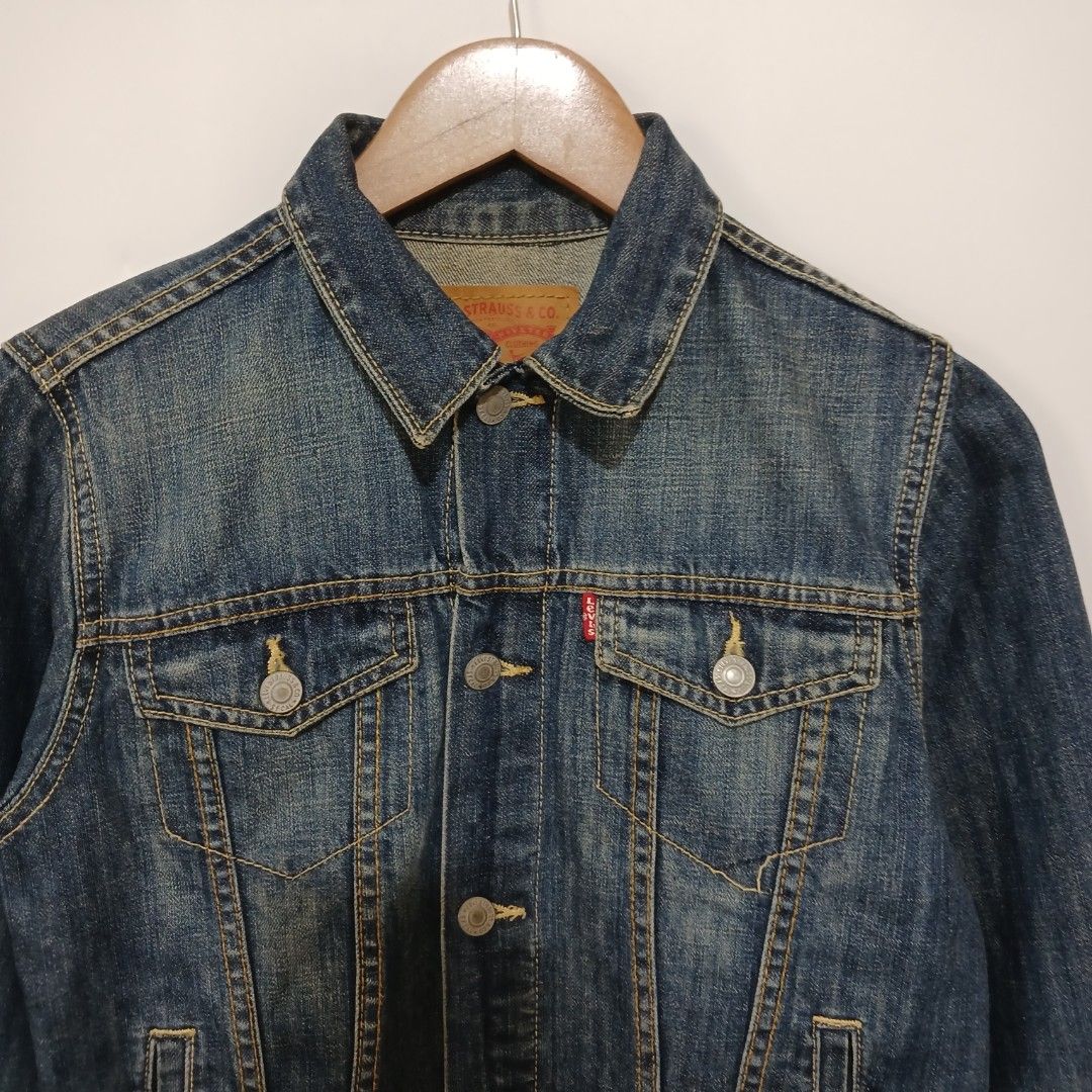 LEVI'S DENIM JACKET 10-12 YRS OLD (Category: Babies & Kids Fashion) located in Ozamiz City. Submitted by 2nd.sight (Listing ID 1464788631, Image 3). Description: size: medium (10-12 yrs old) w: 18 l: 21 issue: last 2 pics vgood condition.
