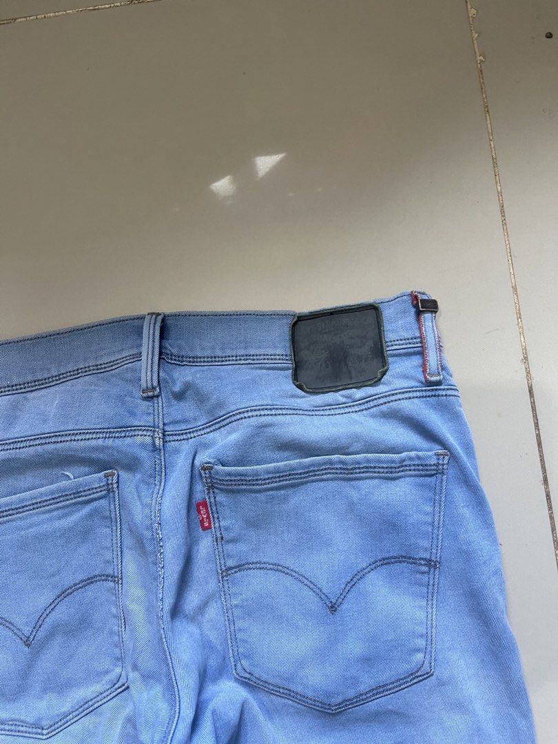 Levi’s denim pants leather patch (Category: Jeans) located in Lapu Lapu. Submitted by jhonrener41426 (Listing ID 1464794520, Image 3). Description: Size 32 Thigh-10.5 Length-38 Leg opening-8 Excellent condition Color rate 9.5/10 Authentic .