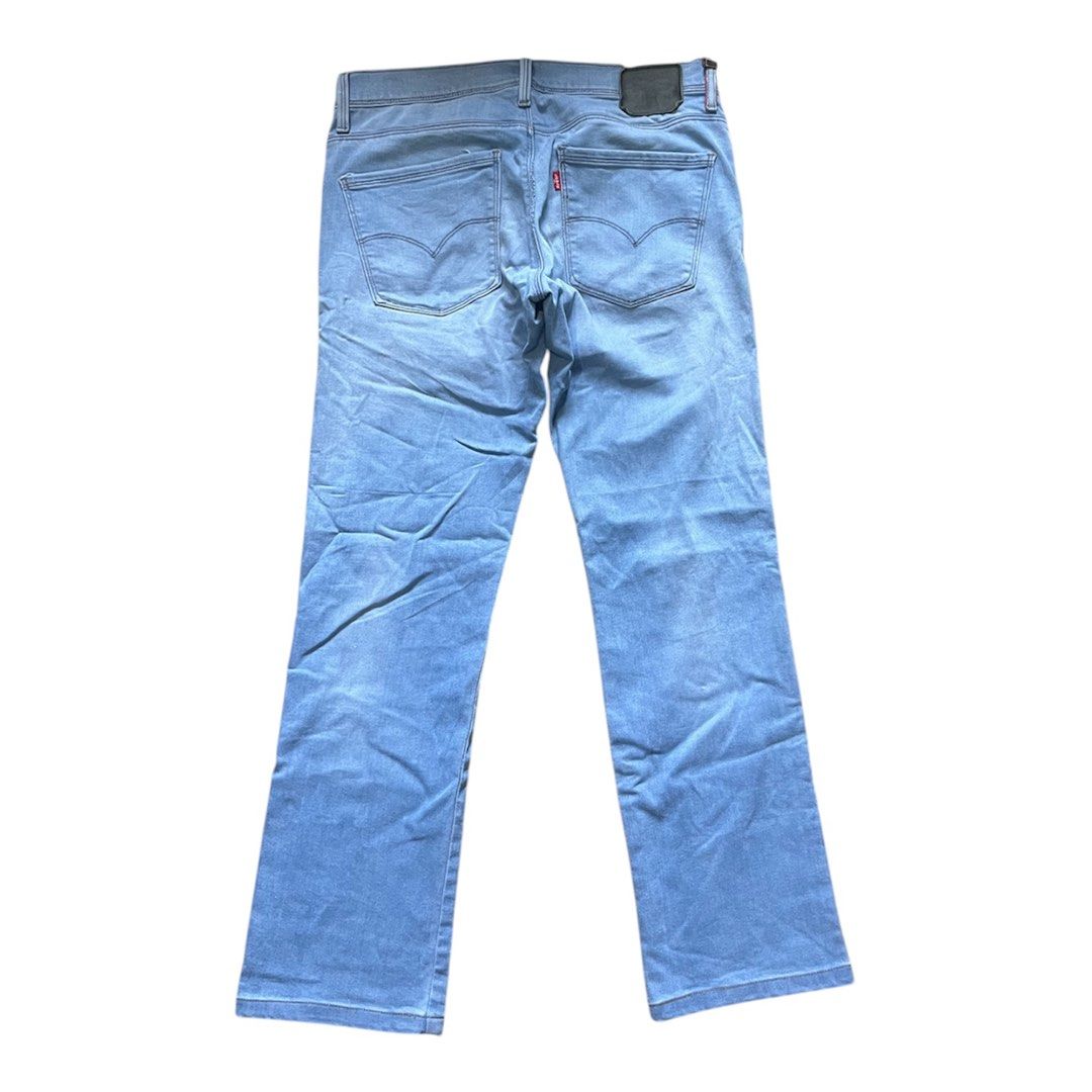 Levi’s denim pants leather patch (Category: Jeans) located in Lapu Lapu. Submitted by jhonrener41426 (Listing ID 1464794520, Image 2). Description: Size 32 Thigh-10.5 Length-38 Leg opening-8 Excellent condition Color rate 9.5/10 Authentic .