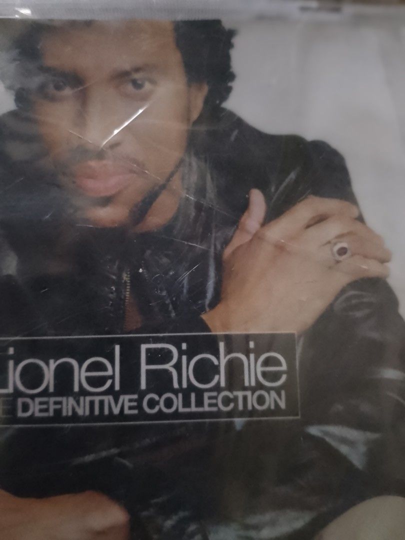 Lionel Richie: The Definitive Collection CD (Category: CDs & DVDs) located in Quezon City. Submitted by akosiluna44 (Listing ID 1464923296, Image 2). Description: Brand New and sealed #lionelrichie #lionelrichiecd #lionelrichiethedefinitivecollection.