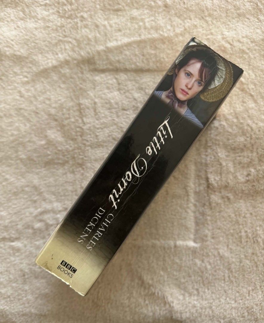 Little Dorrit - Charles Dickens (Category: Storybooks) located in Santiago. Submitted by bookworm_club (Listing ID 1464839864, Image 2). Description: 📚no cancellation, return or exchange. 📚secondhand books. some books are in good condition while some has minimal flaws (foxing, creases, dog-eared pages, etc.) 📚reasonable haggling is allowed. 💰MOP: For same day pickup - CASH & BANK TRANSFER For shipping or scheduled pickup - BANK TRANSFER 🚚MOD