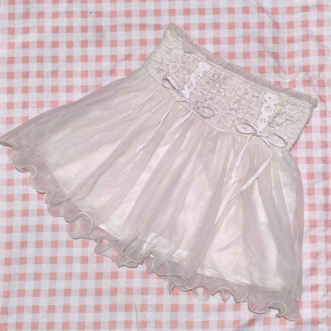 Liz Lisa Lace Sukapan (Category: Skirts) located in Imus. Submitted by nyaamuus (Listing ID 1464821182, Image 1). Description: From personal collection ┈┈୨♡୧┈┈ ୨୧ item info ♡ mostly preloved unless stated otherwise ♡ wysiwyg — please check all photos carefully ♡ minor flaws may be present due to storage ♡ perfectionists, please purchase with discretion ┈┈୨♡୧┈┈.