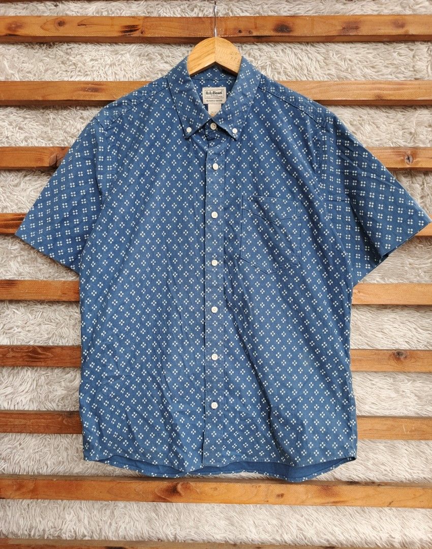 LL BEAN S/S POLO (Category: Activewear) located in Baguio. Submitted by akiko2600 (Listing ID 1464830646, Image 1). Description: LL BEAN S/S POLO M-L ( 21.5 X 28 ) EXCELLENT CONDITION 480.