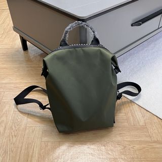 (Category: ) located in . Submitted by fancycollzstore (Listing ID 1464940073, Image 1). Description: .