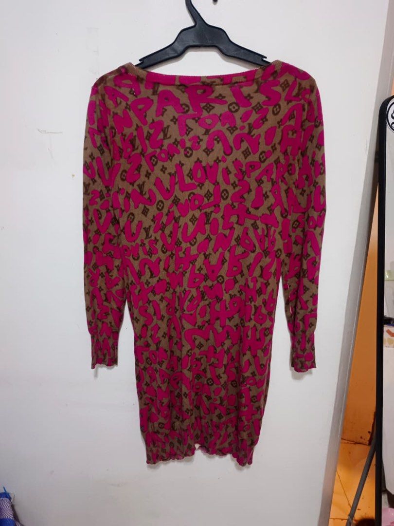 LOUIS VUITTON (Category: Dresses) located in Dasmarinas. Submitted by jessputrages (Listing ID 1464923066, Image 2). Description: For sale Louis Vuitton Excellent condition No issue 1500 plus shipping fee Pm for more details.