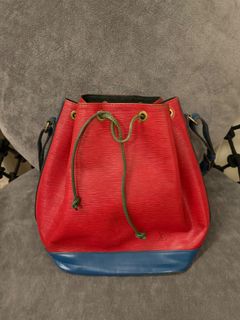 (Category: ) located in . Submitted by ilabluxe (Listing ID 1464893180, Image 1). Description: .