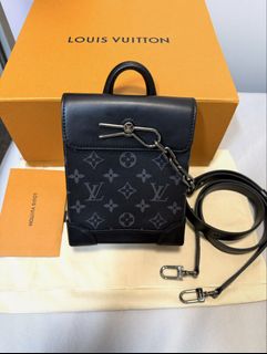 （分類：）位於 。 由 calvinlo1 提交（商品編號 1464793456，圖片 1）。簡介： 。