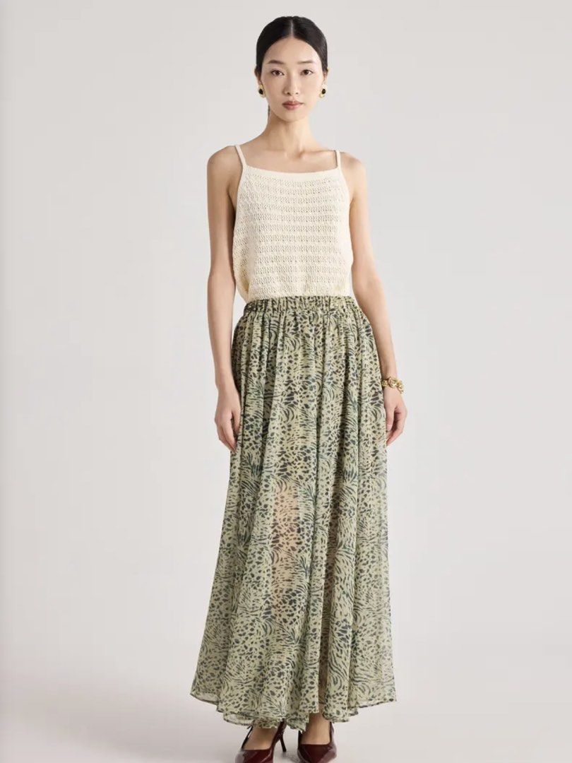 Love, Bonito Printed Maxi Flowy Skirt (Category: Skirts) located in Quezon City. Submitted by 2011mgt (Listing ID 1464861246, Image 3). Description: Love, Bonito printed maxi skirt in size M - 10/10 condition ⭐️ used once only to take pics! - bought for ₱3.9k in-store - Fit: Flowy maxi length with a comfy elastic waistband - Styling: Perfect for casual days or dressed up for a night out - Color/Pattern: Olive green with dark animal print tags: lo