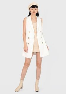 (Category: ) located in . Submitted by ilovedresseswithpockets (Listing ID 1464898003, Image 1). Description: .