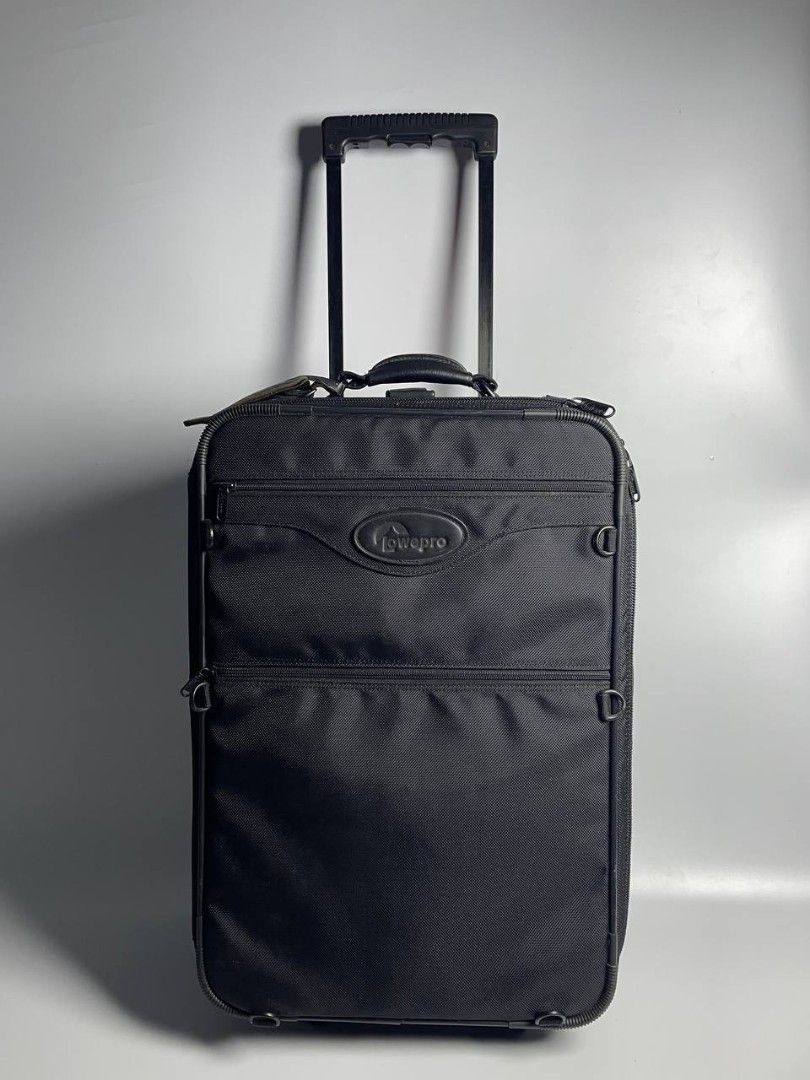 Lowepro pro roller 1 (Category: Camera Bags & Carriers) located in Davao. Submitted by knthrftfnds_3704 (Listing ID 1464824683, Image 1). Description: Available‼️ Lowepro Pro Roller 1 Perfect for travel Made in Korea Davao City, Mindanao📍 📥📥📥📥.