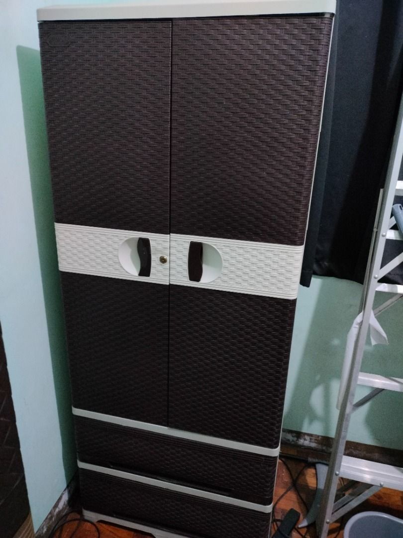 Lucky Rattan Cabinet 2 Drawer (Category: Shelves, Cabinets & Racks) located in San Pedro. Submitted by leviandmillie (Listing ID 1464956122, Image 1). Description: ‼️PICK UP ONLY‼️ ‼️Kindly read all the information.‼️ 📦 Original Price: ₱3,200 💰 Selling Price: ₱2,200 Large and spacious plastic wardrobe cabinet with hanging space, built-in drawers, and multiple storage compartments. Good for clothes, blankets, bags, linens, and other household it