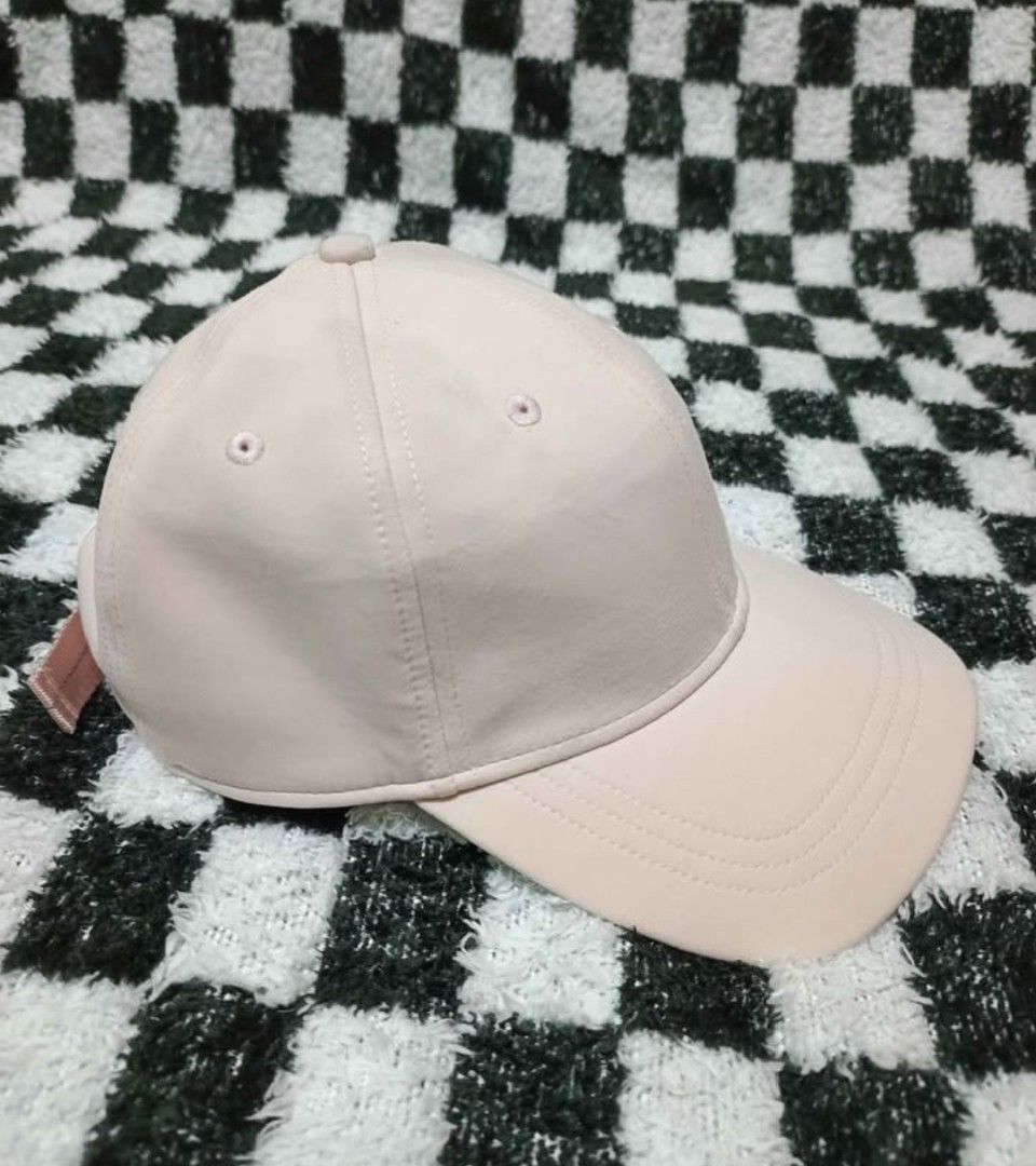 Lululemon baby pink cap (Category: Caps & Hats) located in Caloocan City. Submitted by shsgoods (Listing ID 1464852184, Image 3). Description: location:Karuhatan Valenzuela City.