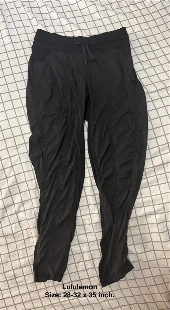 Lululemon Dance Studio Mid-Rise Jogger (Category: Activewear) located in Quezon City. Submitted by pinkystrends.co (Listing ID 1464818661, Image 1). Description: .