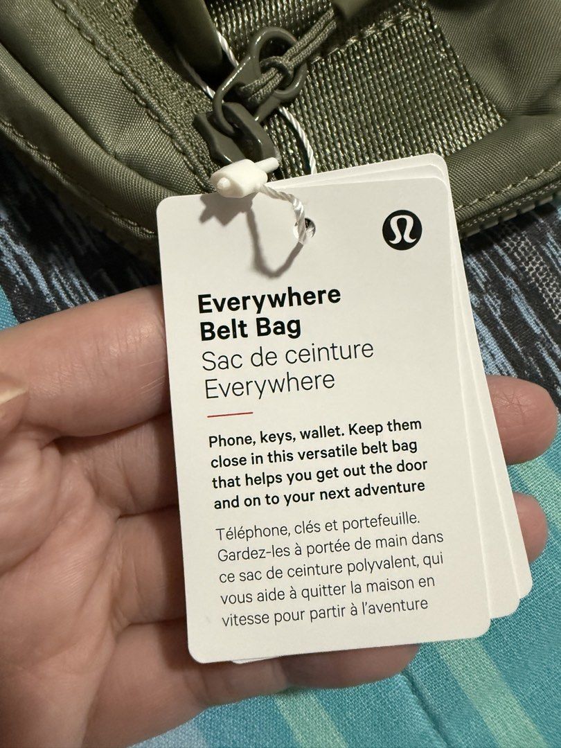Lululemon Everywhere Belt Bag Olive Green (Category: Clutches) located in Quezon City. Submitted by tss1627 (Listing ID 1464922813, Image 3). Description: Brand New with tag .