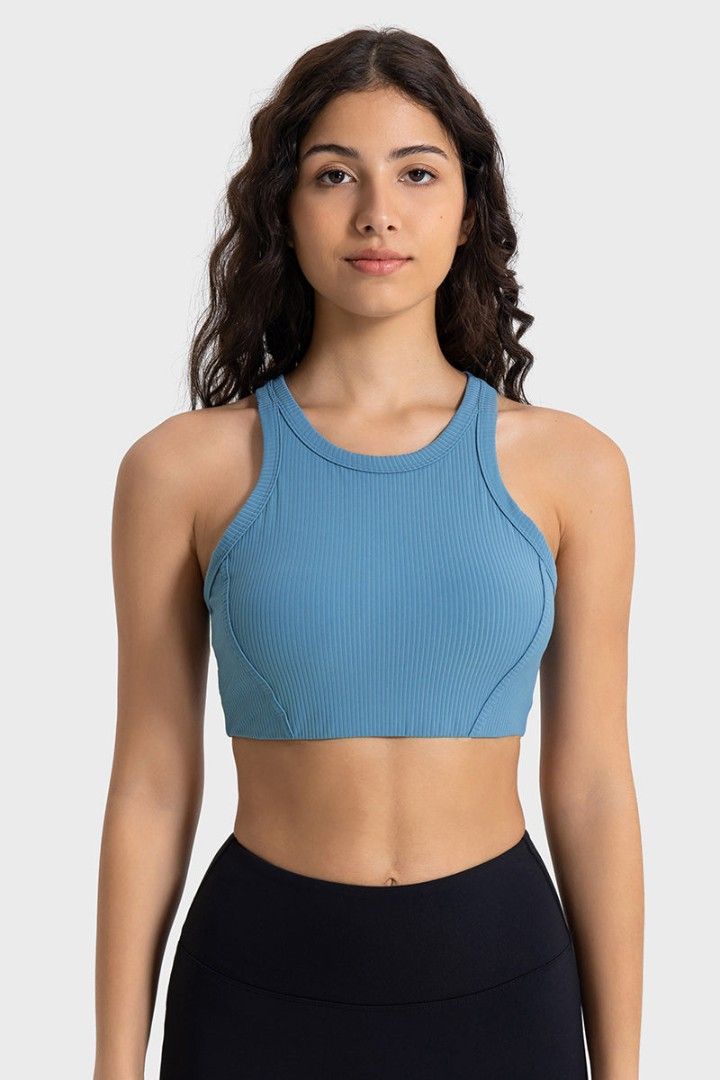 Lululemon Ribbed Nulu (Category: Activewear) located in Taguig. Submitted by Sportywear (Listing ID 1464819416, Image 1). Description: best fit Medium missing dot size no flaws Auth/enti/city not Gua/ran/teed.