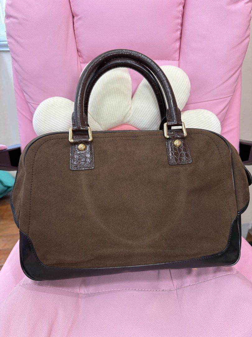 Lv handbag (Category: Announcements) located in Surigao. Submitted by ziensap1008873 (Listing ID 1464870022, Image 3). Description: Preloved Not guaranteed Self-authentication .