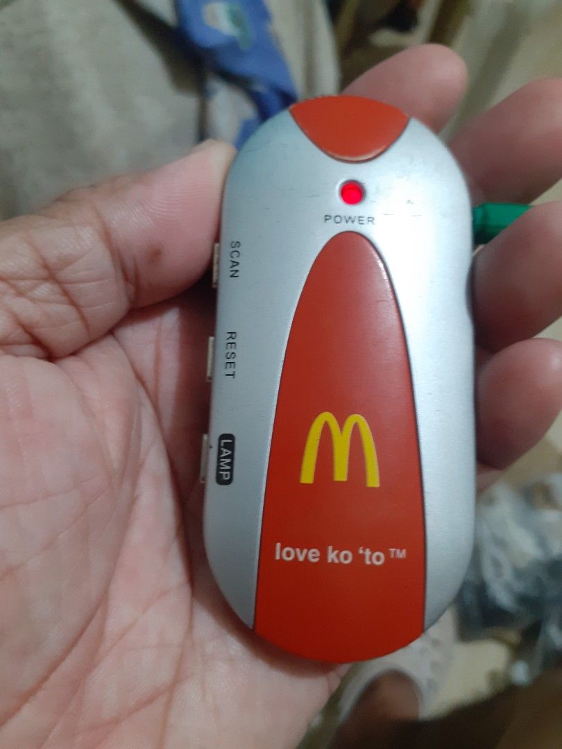 Mac Donalds Vintage Scan Radio (Category: Portable Music Players) located in Lipa City. Submitted by newriver_a7c3ea (Listing ID 1464897199, Image 1). Description: Vintage Scan Radio Still Working and Good Sounds Free battery and earphone Paunahan na lang sa me need o mahilig Makinig ng FM radio habang nasa byahe.