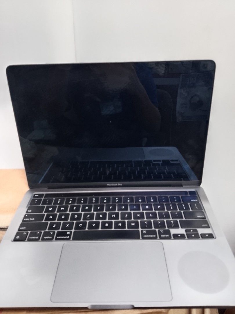 MACBOOK PRO A2338(13in) (Category: Laptops & Notebooks) located in Manila. Submitted by maria123_a (Listing ID 1464880752, Image 1). Description: MACBOOK PRO A2338(13in) PROCESSOR: APPLE M1 MEMORY: 16GB STORAGE: 256GB BATT: 86%(E) 💸24,999.