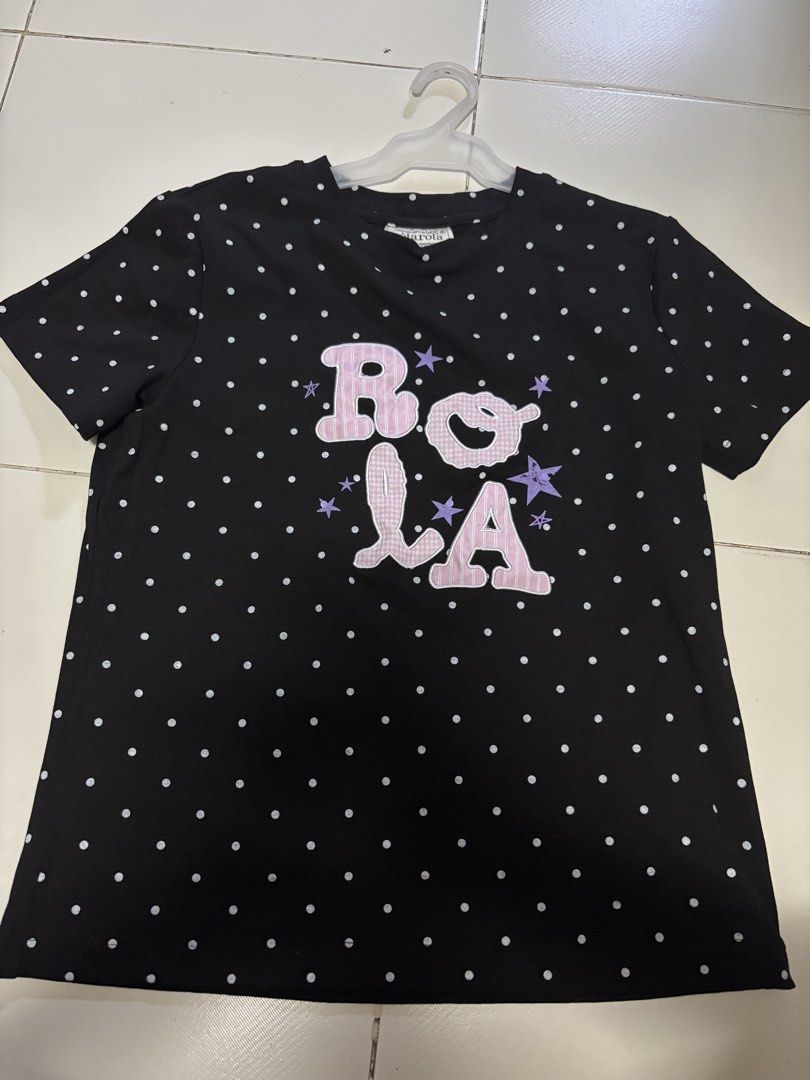 Maison de rola (Category: Blouses) located in Pasig City. Submitted by mg_clothes (Listing ID 1464773065, Image 1). Description: Maison de rola from bangkok woth ziplock pa Mali yung size na napadala huhu plssss get nyo .