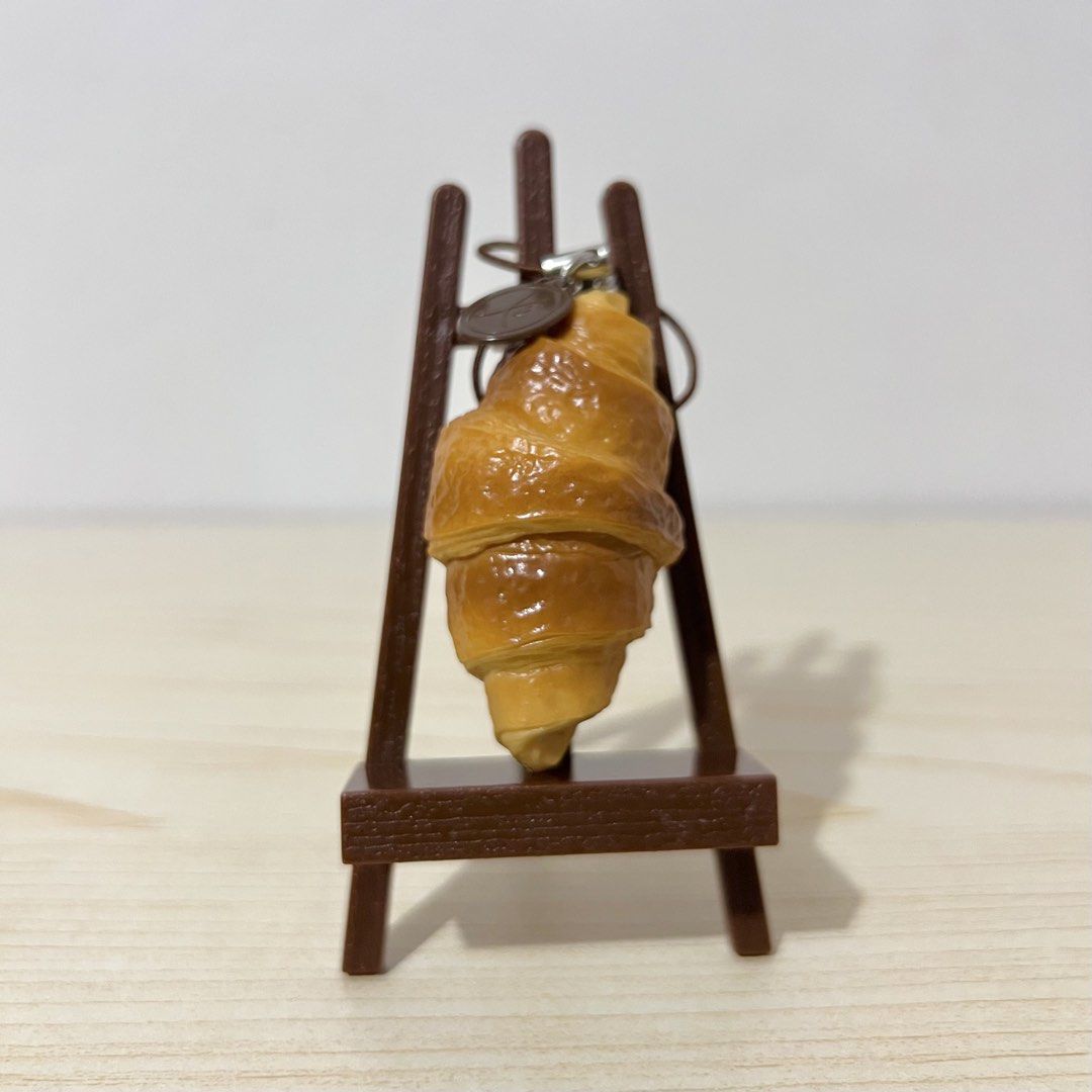 Maison Kayser Croissant Charm/Strap 5.5cm - Php 100 (Category: Other Merchandise) located in Davao. Submitted by pandorastoybox (Listing ID 1464853144, Image 1). Description: Maison Kayser Croissant Charm/Strap 5.5cm - Php 100.