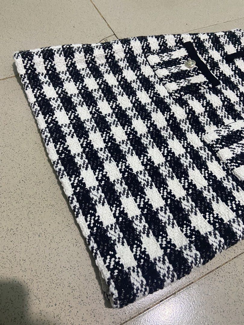 MAJE CHECKERED TWEED SKIRT (Category: Skirts) located in Bulacan. Submitted by rrthrifts (Listing ID 1464843637, Image 3). Description: EXCELLENT CONDITION SIZE 32 ON TAG NO ISSUE 799PHP PLUS SHIPPING FEE ONLY.