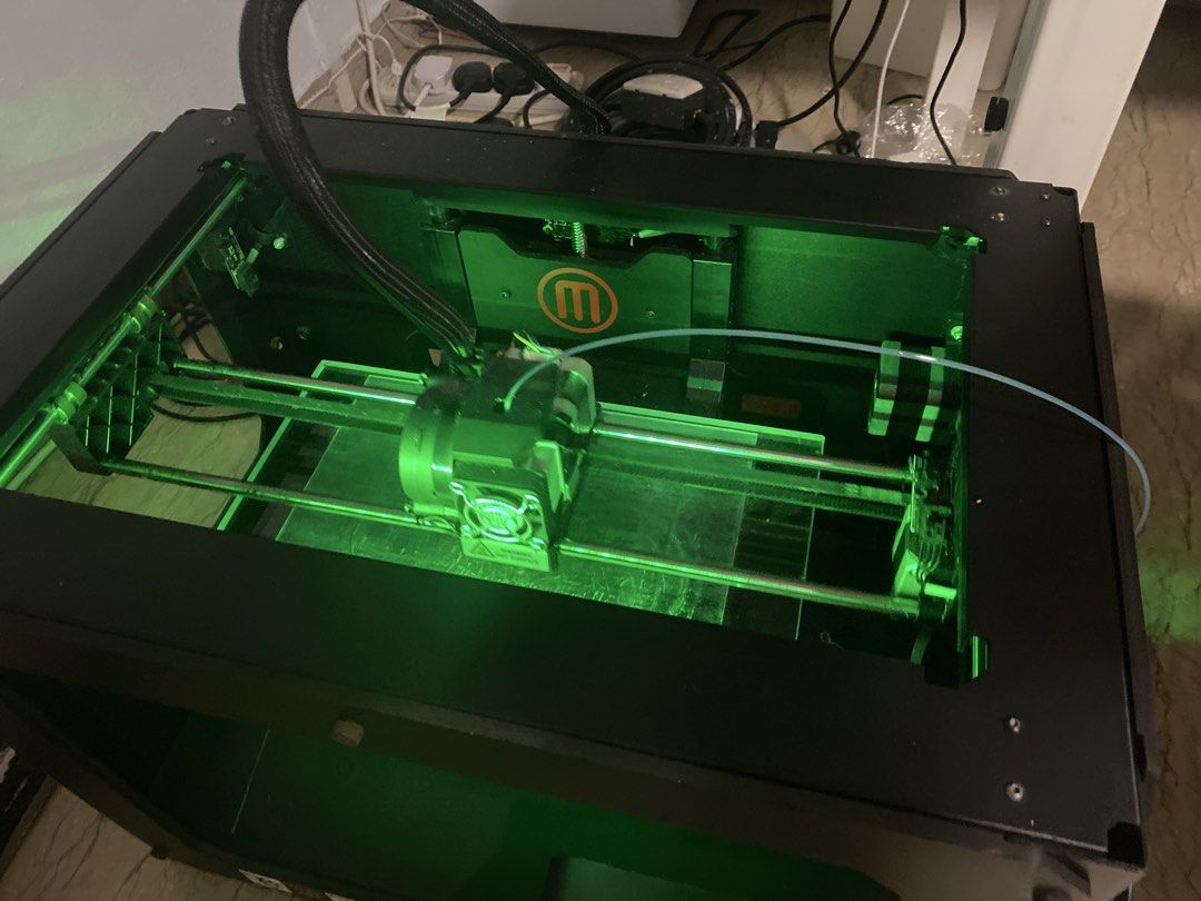 MakerBot Replicator 2 3D printer (Category: Printers, Scanners & Copiers) located in Singapore. Submitted by warrior67 (Listing ID 1464884379, Image 3). Description: - MakerBot Replicator 2 desktop 3D printer -RGB customisable lighting -works well -comes with it’s power supply and usb cable for connecting to laptop to print -using makerware app .