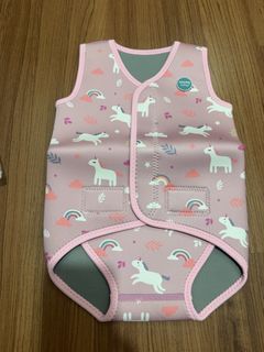 (Category: ) located in . Submitted by mycloset.fashion (Listing ID 1464835064, Image 1). Description: .