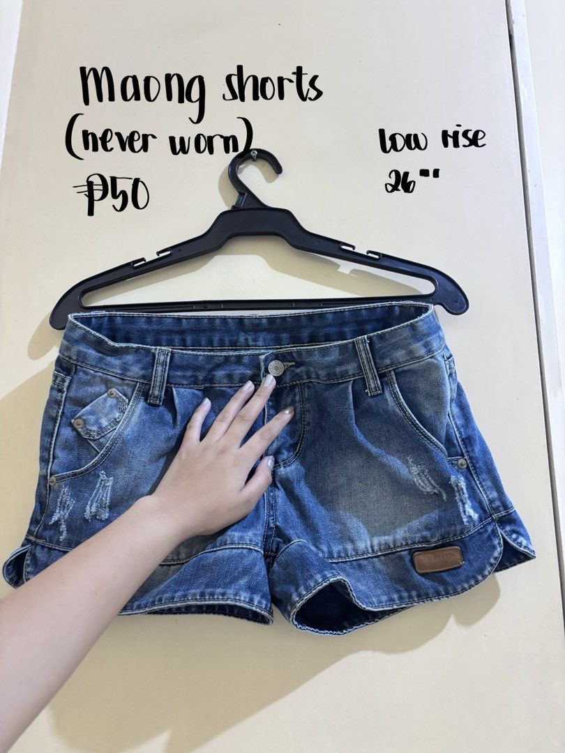 maong shorts (Category: Shorts) located in Manila. Submitted by hellobarbieeee (Listing ID 1464904502, Image 1). Description: info in pic :) price nego. msg me for inquiries loc: dlsu taft (daily) / bgc (wed,thu) / megamall (mon,tue) mod: lalamove / jnt / meetup.