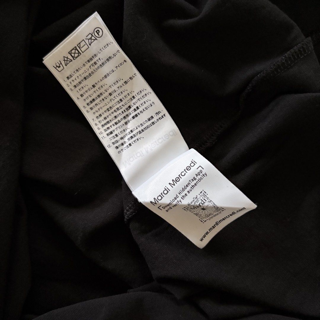 Mardi Meecredi Multi blossom tee (Category: Shirts) located in Bacolod City. Submitted by treasurehuntsv2 (Listing ID 1464819577, Image 3). Description: Condition – Excellent Color Rate – 9.8/10 Flaws – None ✅ Size: Dimensions: Width –20 Length –28 DIOR LOUIS VUITTON GUCCI PRADA CHANEL BALENCIAGA BURBERRY FENDI CELINE YSL GIVENCHY VALENTINO BOTTEGA VENETA AMIRI OFF-WHITE MONCLER VERSACE DOLCE & GABBANA HERMÈS SANDRO ISABEL MARANT MIU MIU BRUNELLO