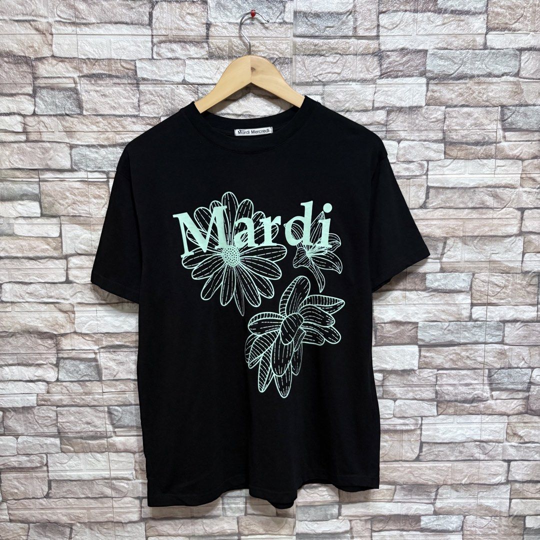 Mardi Meecredi Multi blossom tee (Category: Shirts) located in Bacolod City. Submitted by treasurehuntsv2 (Listing ID 1464819577, Image 1). Description: Condition – Excellent Color Rate – 9.8/10 Flaws – None ✅ Size: Dimensions: Width –20 Length –28 DIOR LOUIS VUITTON GUCCI PRADA CHANEL BALENCIAGA BURBERRY FENDI CELINE YSL GIVENCHY VALENTINO BOTTEGA VENETA AMIRI OFF-WHITE MONCLER VERSACE DOLCE & GABBANA HERMÈS SANDRO ISABEL MARANT MIU MIU BRUNELLO